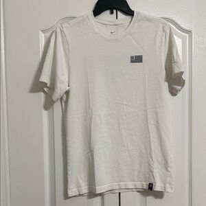 Nike White Short Sleeve Men's Tee